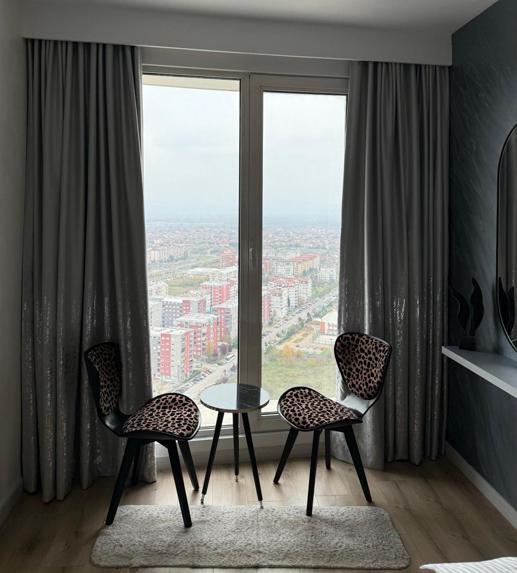 Апартамент Royal Kate Included 30th Floor *
